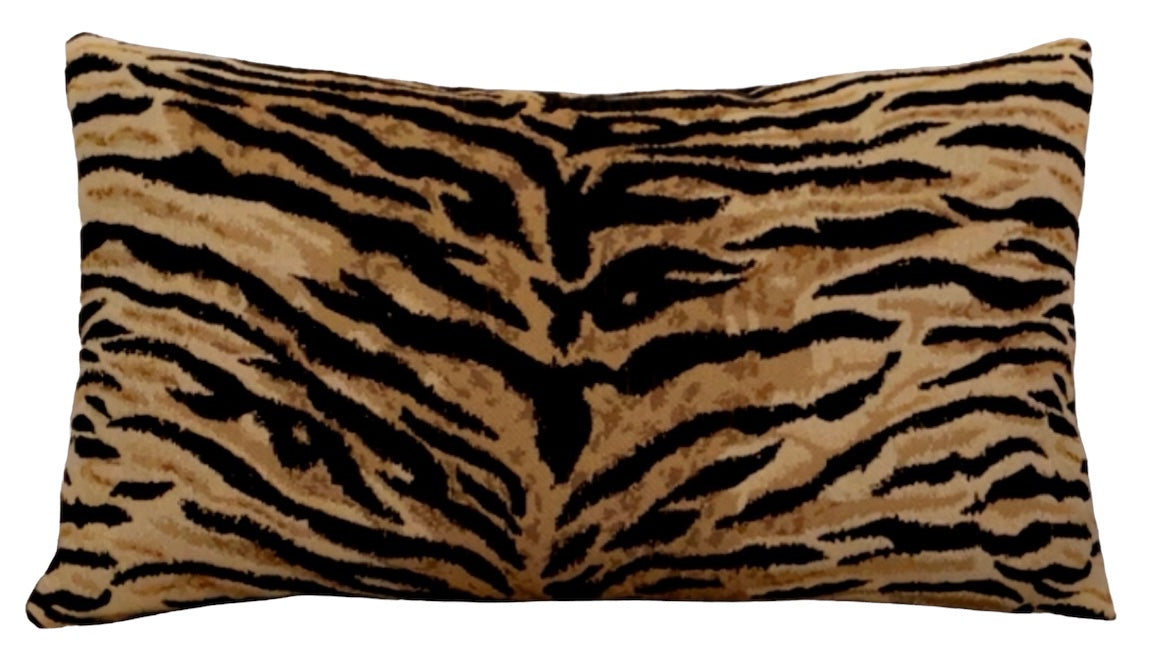Tiger Chenille Lumbar Throw Pillow Cover